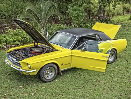 パソコンを分解してハードディスクをSSDに換える！